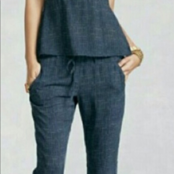 Navy dotted peplum tank blouse -size 8 - Picture 9 of 13